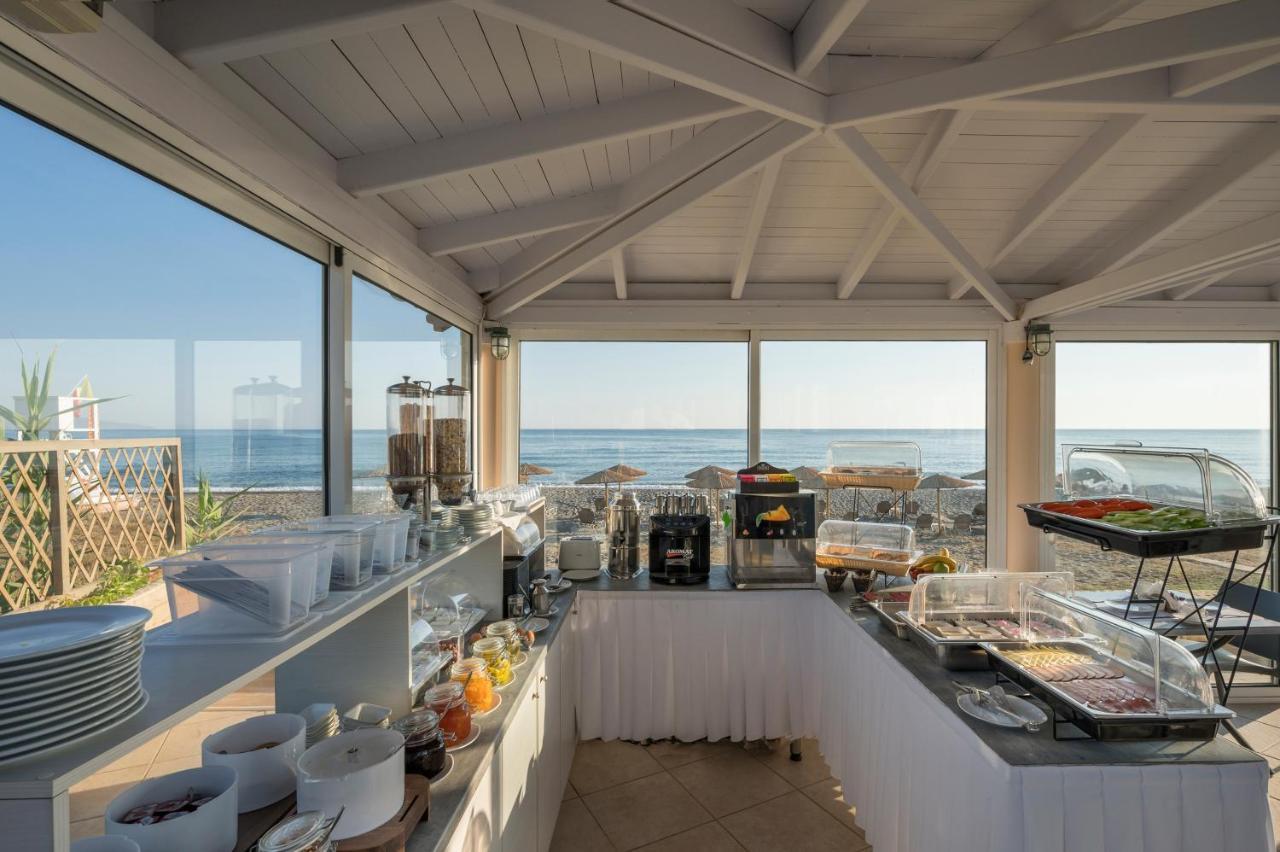 Hotel Caretta Beach Gerani  Eksteriør billede