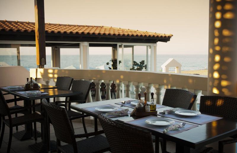 Hotel Caretta Beach Gerani  Eksteriør billede