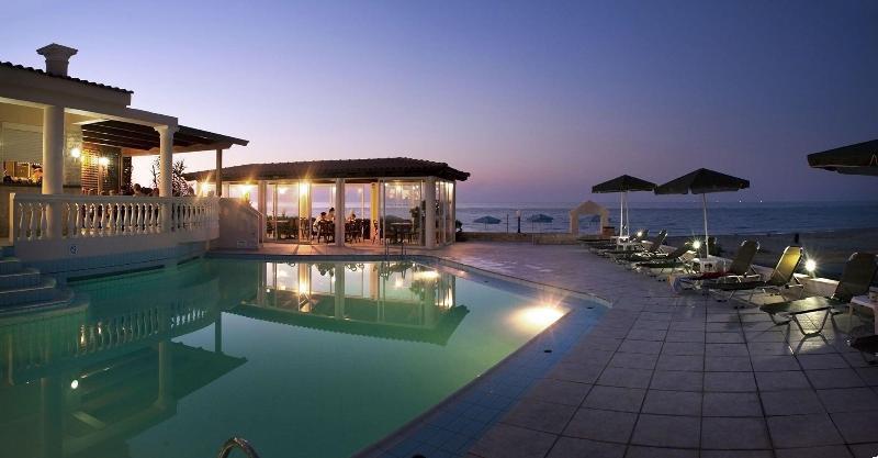 Hotel Caretta Beach Gerani  Eksteriør billede