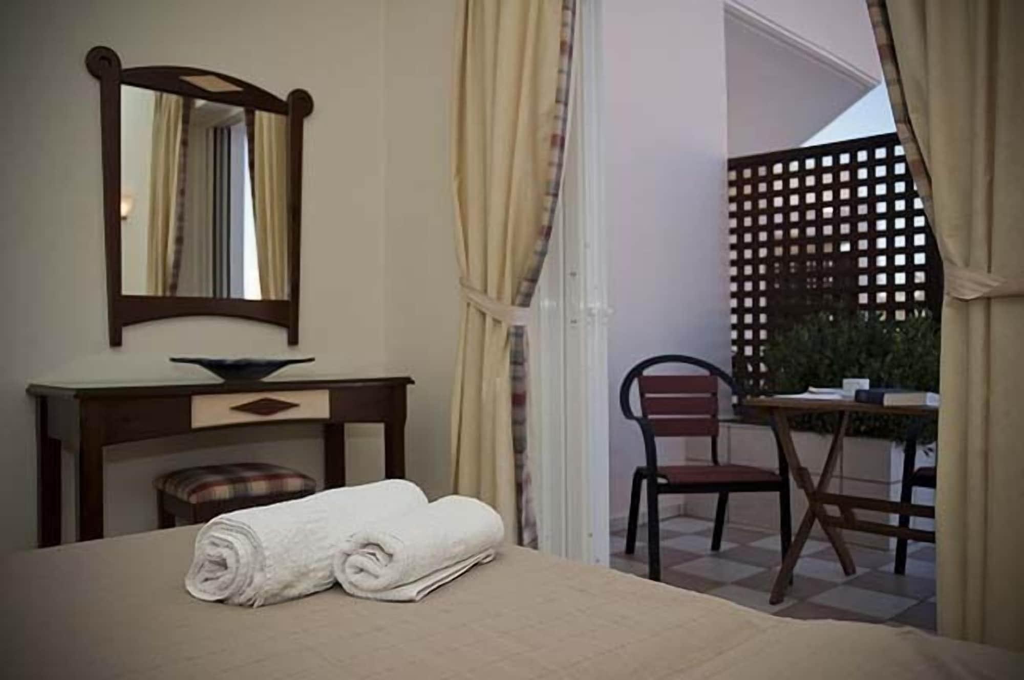 Hotel Caretta Beach Gerani  Eksteriør billede