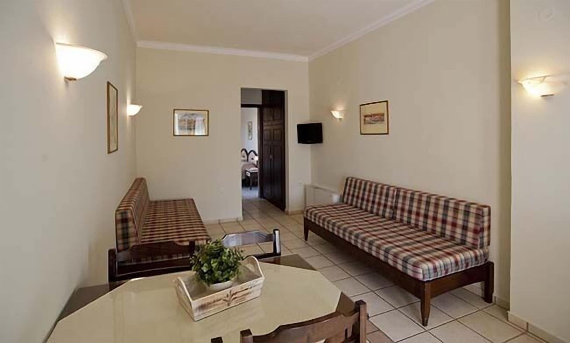 Hotel Caretta Beach Gerani  Eksteriør billede
