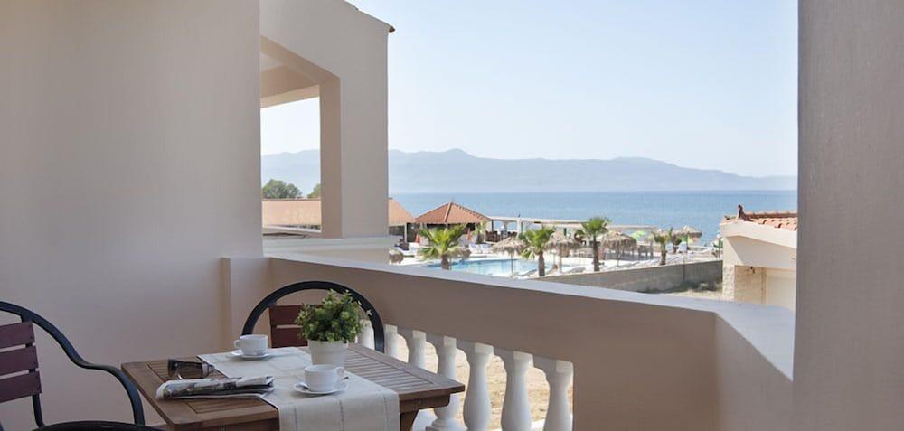 Hotel Caretta Beach Gerani  Eksteriør billede