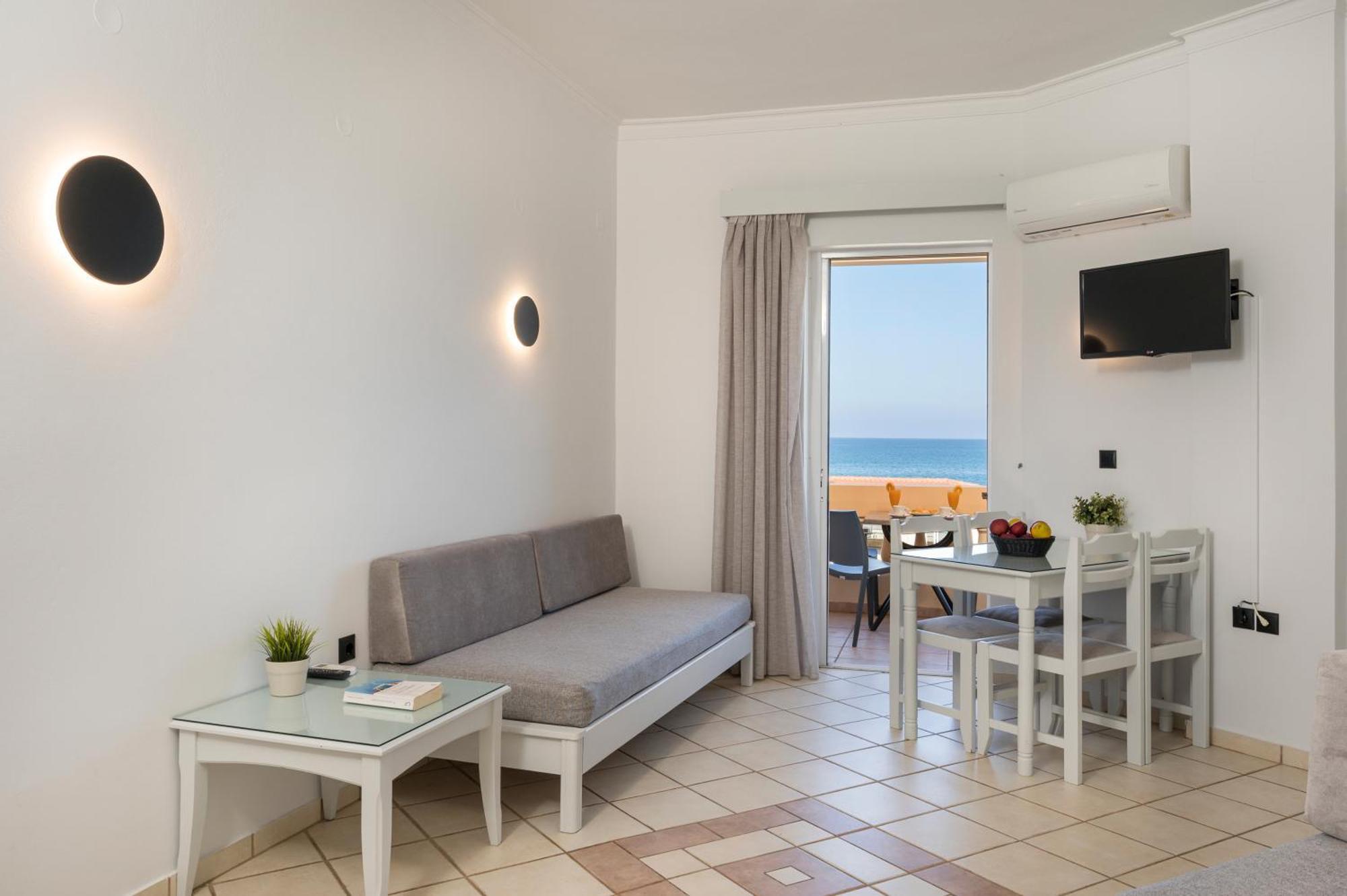 Hotel Caretta Beach Gerani  Eksteriør billede